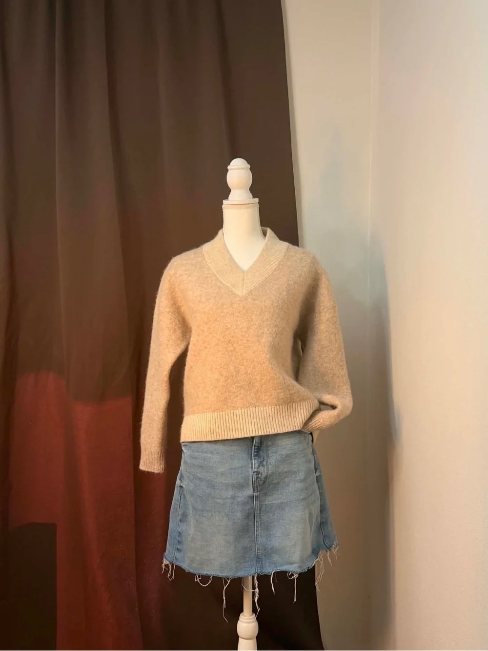 lululemon athletica Beige V-Neck Sweater